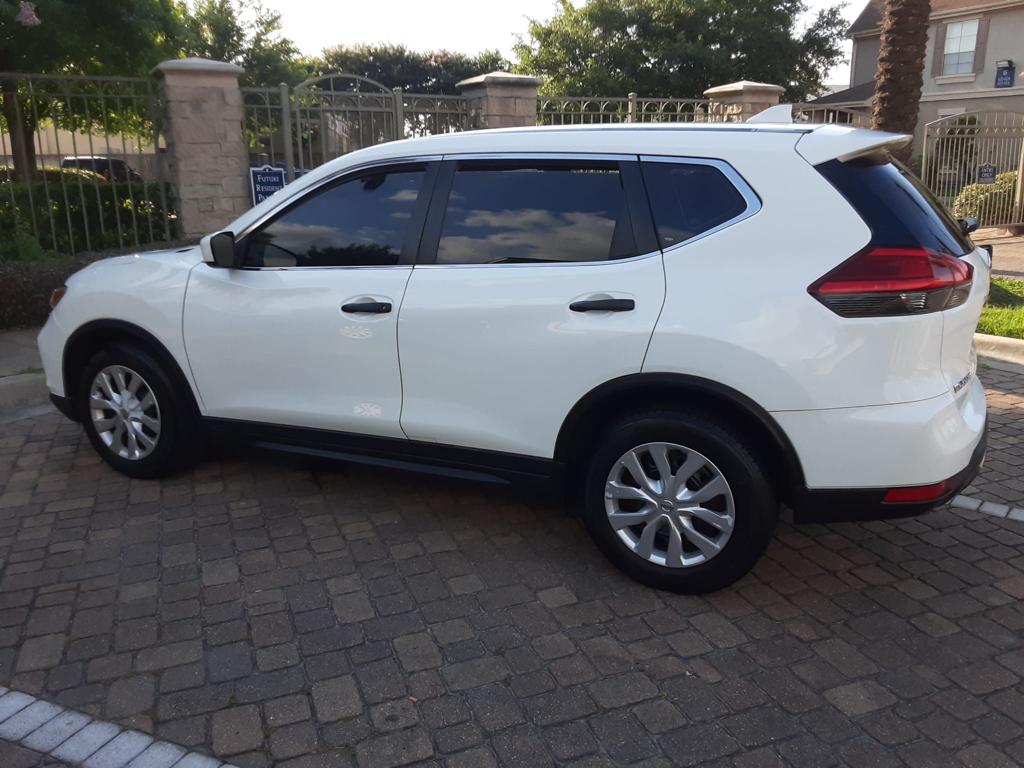 2020 Nissan Rouge (White)
